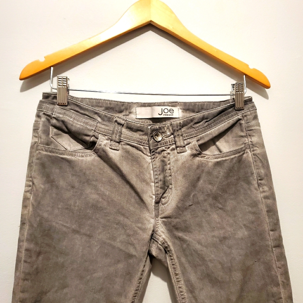 Joe Fresh Distressed Grey Skinny Jeans (Size 2)